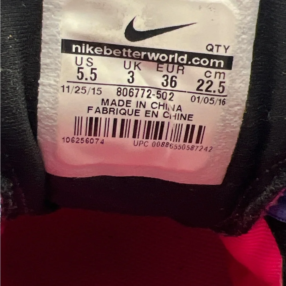 Nike AirMax Blue and Pink Athletic Shoes